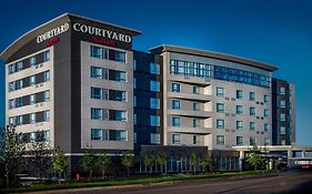 Courtyard By Marriott Winnipeg Airport