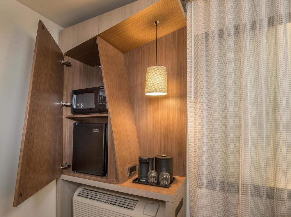 Courtyard By Marriott Winnipeg Airport Extérieur photo