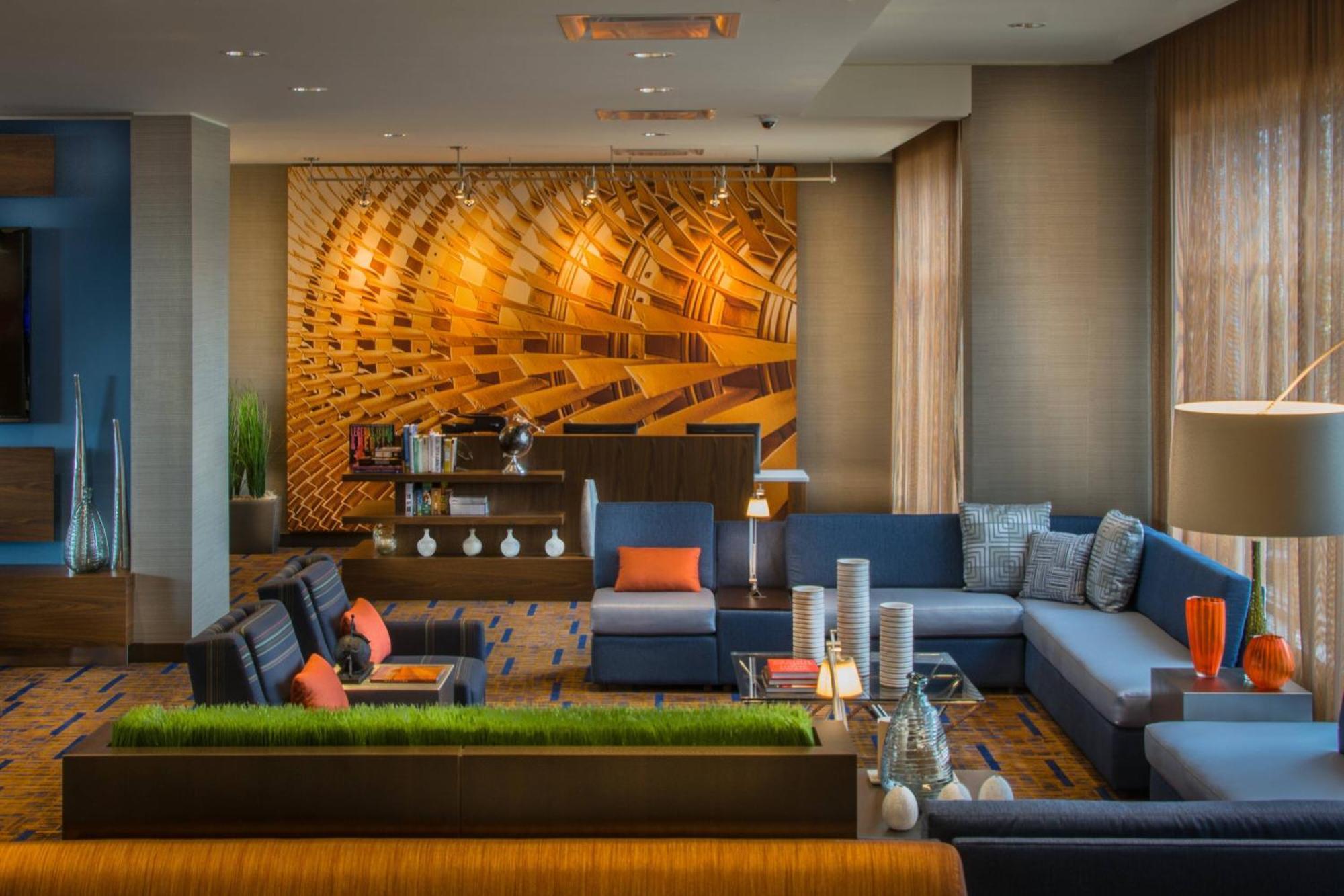Courtyard By Marriott Winnipeg Airport Extérieur photo